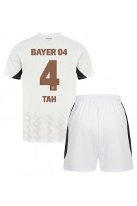 Bayer Leverkusen Jonathan Tah #4 Babytruitje Uit tenue Kind 2024-25 Korte Mouw (+ Korte broeken)